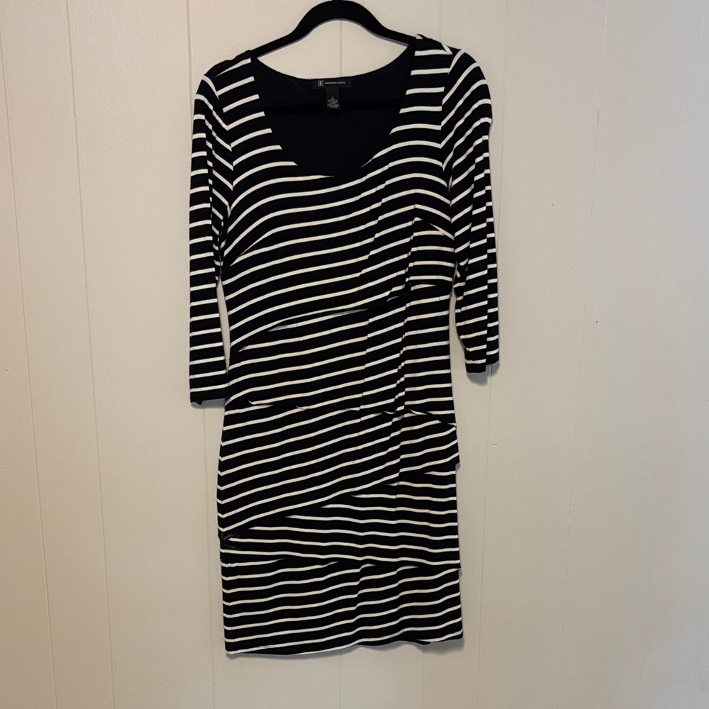 INC International Concepts Black and White Long Sleeve Dress